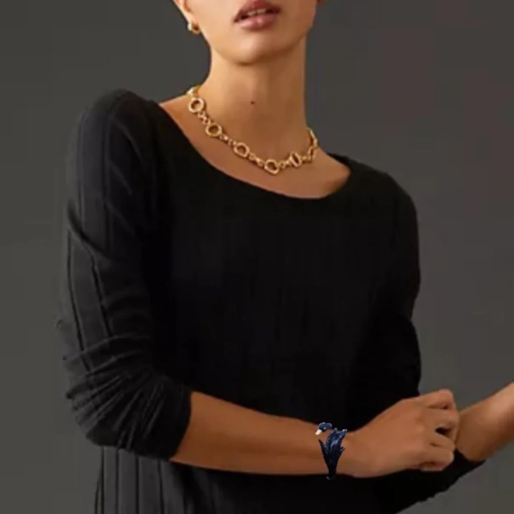 ALEXIS BITTAR • NEW Rare Black Crystal Swan Gold
Hinged Bypass Bangle Bracelet - Picture 7 of 7